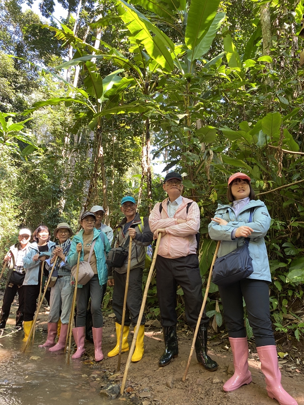 么卓自驾到达10人内拼团